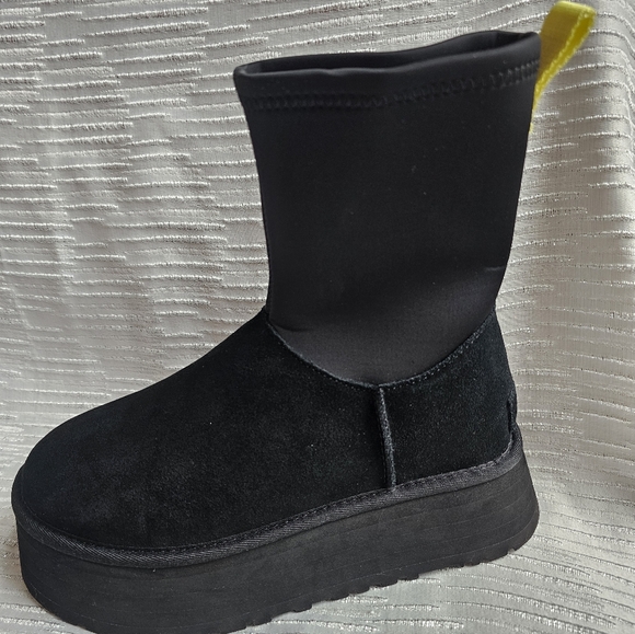 UGG Classic Dipper Womens Black Platform Size 8 S/N 1144031 - Picture 5 of 10